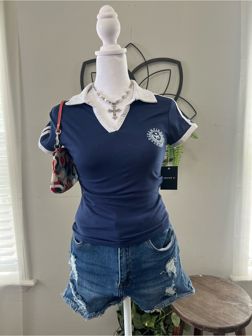 Forever 21 Women’s Small Navy White Polo Baby Tee Embroidered Crest Y2K Top